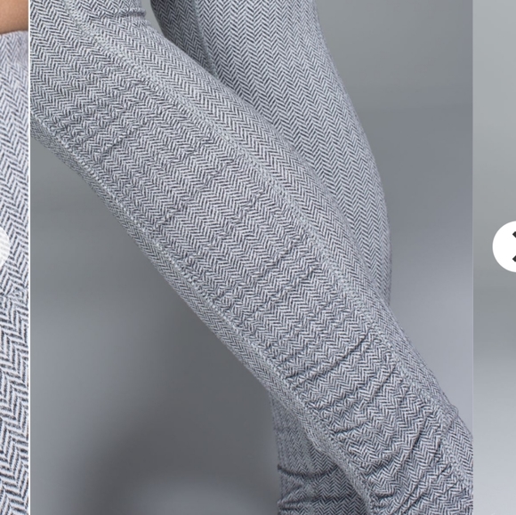 Lululemon run turnaround tight - Picture 4 of 5